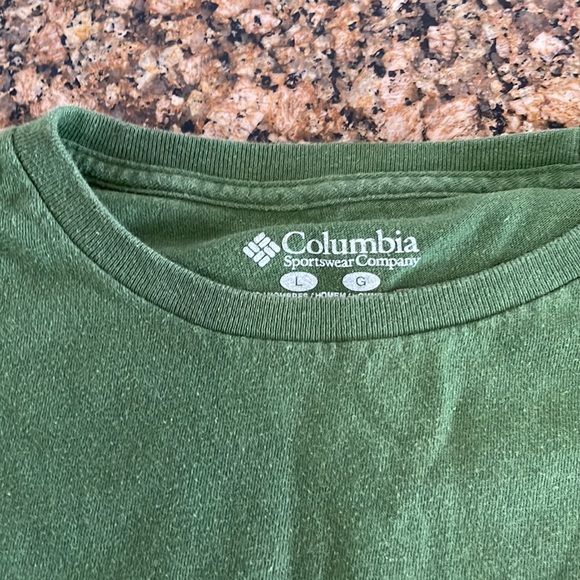 Men’s M/L green long sleeve t-shirt Columbia  worn twice maybe runs M - Picture 3 of 4